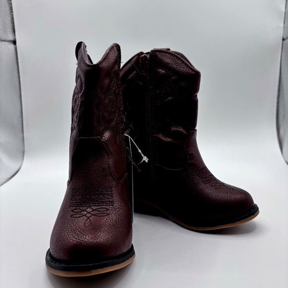 Cat & Jack, Size 5 Cognac Brown Toddler Girl boots - Picture 2 of 13